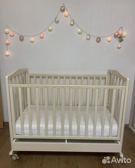 Детская кроватка papaloni с матрасом и ящиком