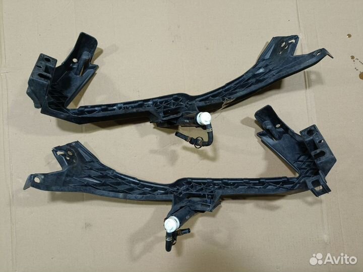 Крепление бампера Subaru Legacy BM9 (Переднее)