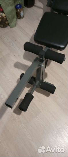 Скамья для жима и штанга