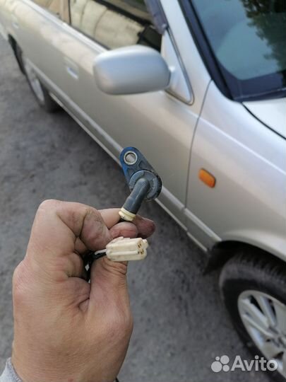 Датчик абс camry gracia (задний правый)