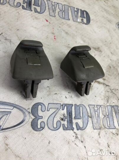 Крючок солнцезащитного козырька ford mondeo 1