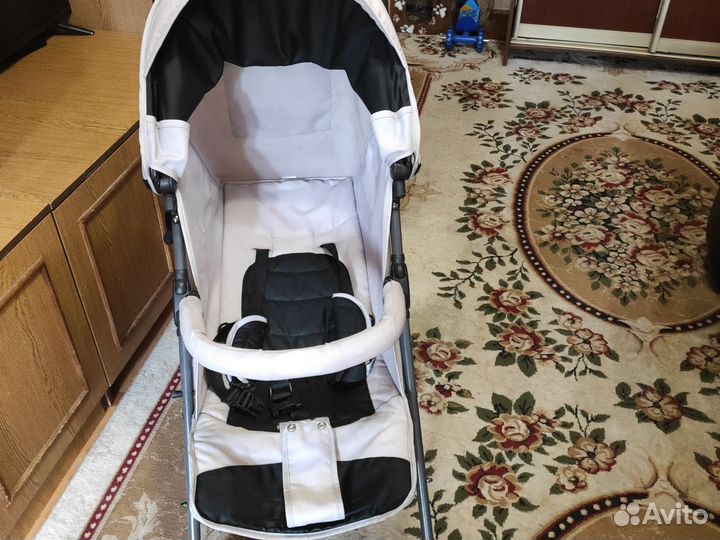 Прогулочная коляска трость magic