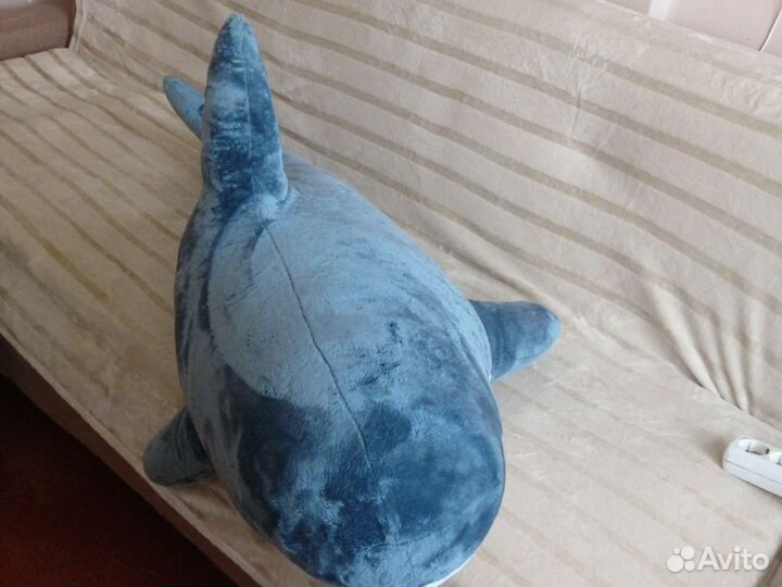 Плюшевая акула