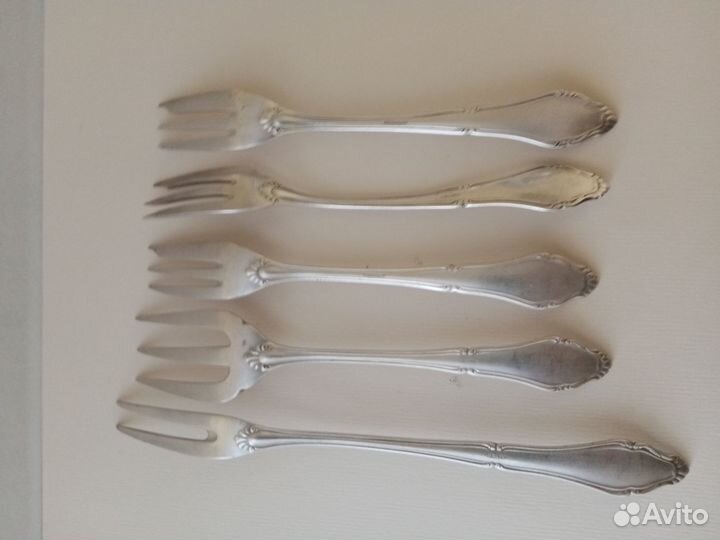 Набор старинных вилок