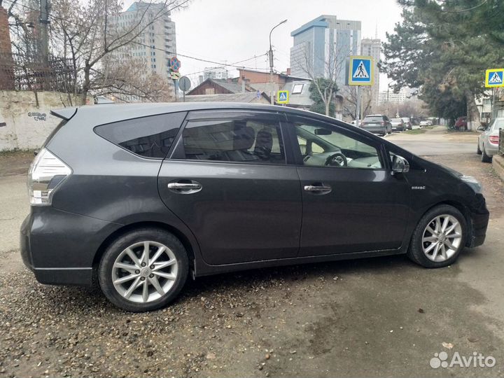 Toyota Prius Alpha 1.8 CVT, 2012, 227 000 км