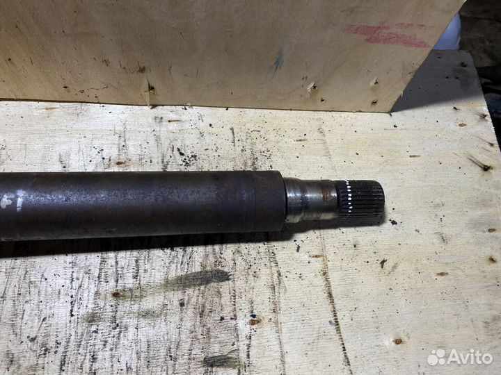 Приводной вал правый Mondeo 4 2,0 дизель АКПП P81