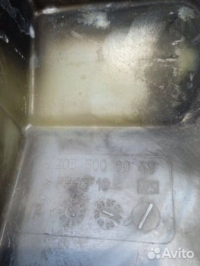 Бачок расширительный Mercedes-Benz C-Class