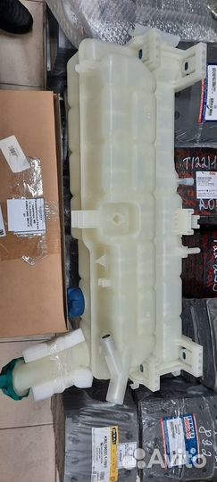 Расширительный бачок радиатора мв 