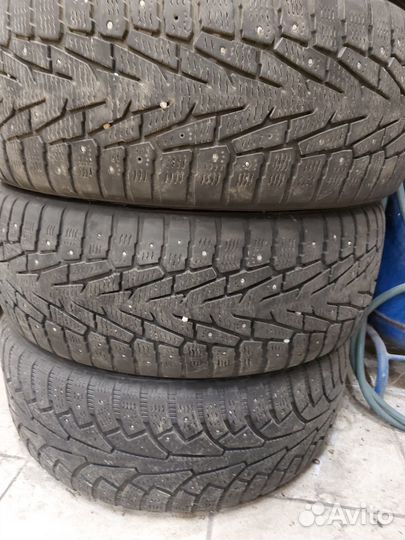 Nokian Tyres Hakkapeliitta 4 235/60 R18