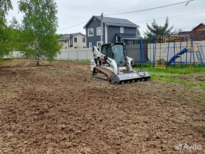 Выравнивание участка Вспашка земли Удаление пней