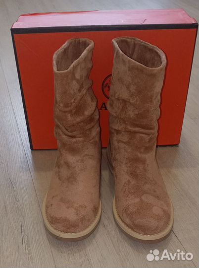 Ботинки женские