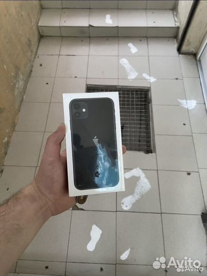 iPhone 11, 128 ГБ