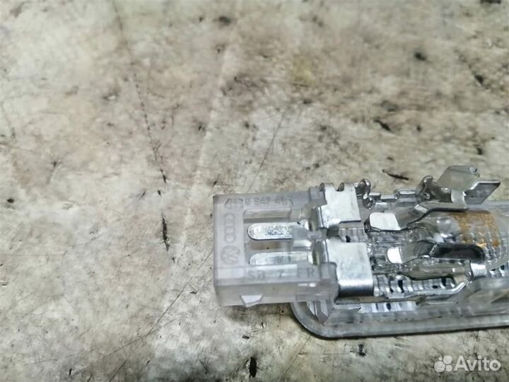 Плафон салонный Audi A4 (B8) 2007-2015