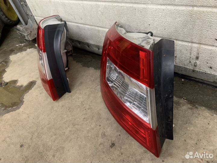 Skoda Octavia A7 - Фонарь левый