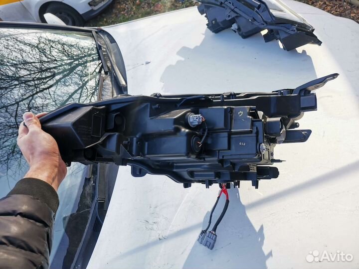 Фара правая lexus ux led usa