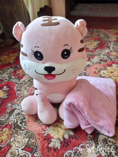 Мягкая игрушка подушка с пледом