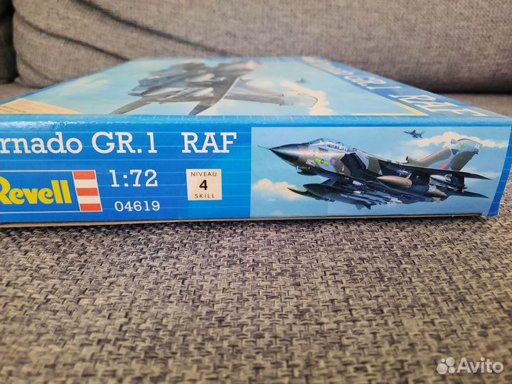 Пластиковая модель Tornado GR. 1 RAF (Revell 1/72)