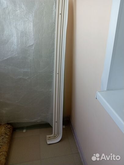 Карниз потолочный трёхрядный