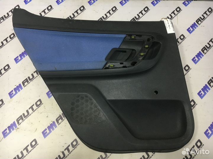 Обшивка двери задней левой Шкода Фабия 2