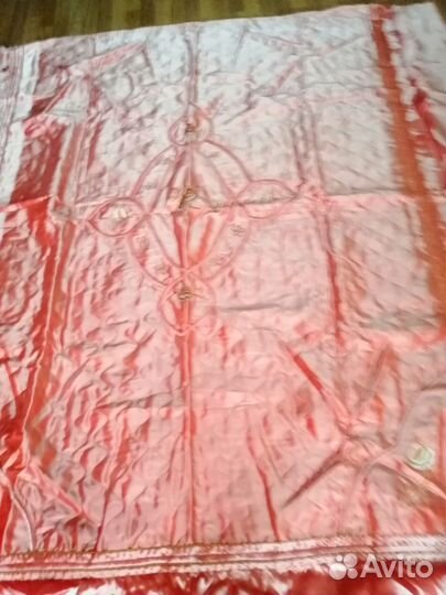 Покрывало на кровать