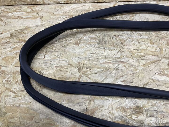 Уплотнитель проема задний Jetour T2