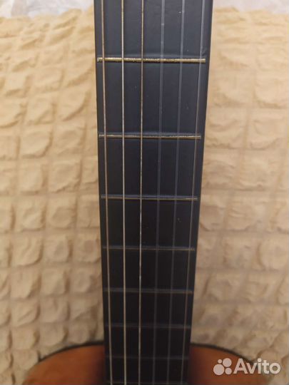 Акустическая гитара