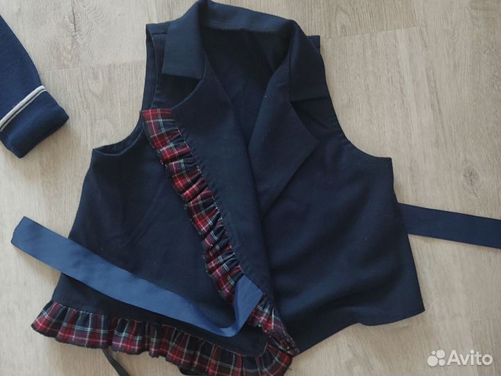 Форма школьная для девочки 140-146 р
