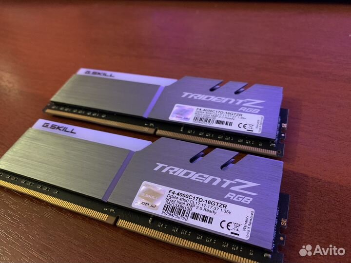 G.Skill trident Z RGB F4-4000C17D-16gtzr 16 гб