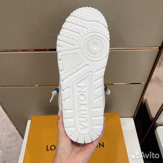 Кроссовки женские Louis Vuitton Triple White