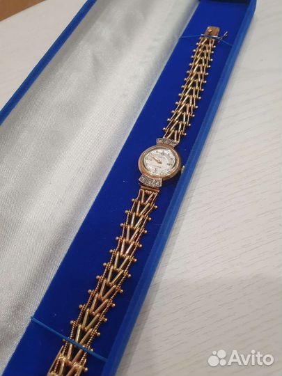 Золотые часы