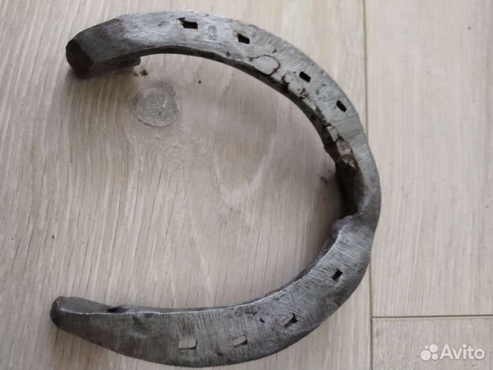 Подкова старинная кованная