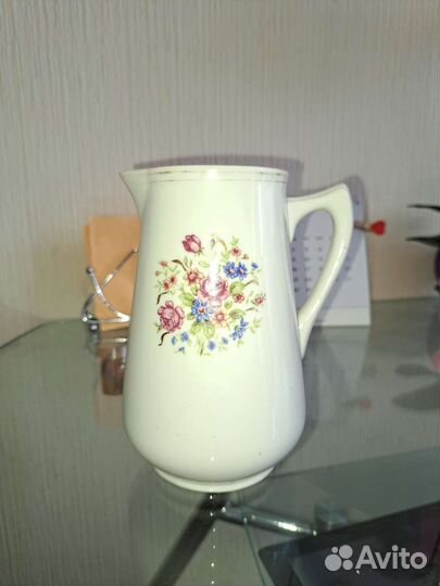 Заварочный чайник и молочник фарфор