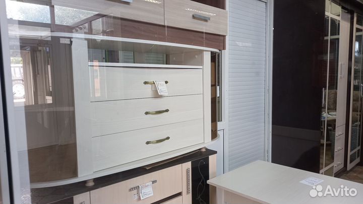 Тумба под телевизор новая