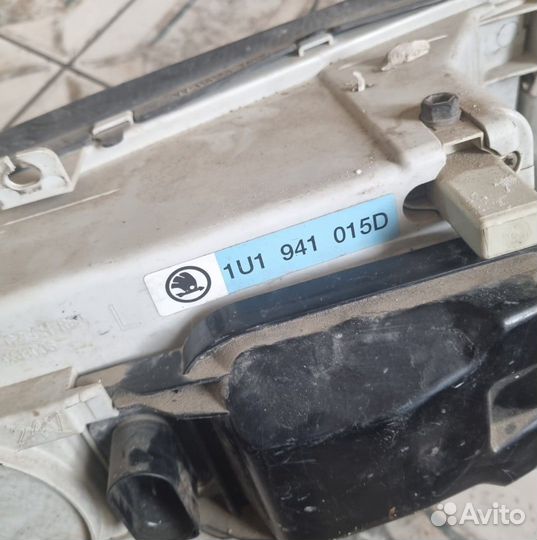 Фара Skoda Octavia Tour A4