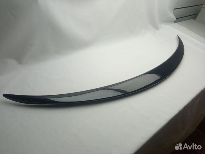 Спойлер (черный глянец) Mercedes-Benz W205 (13-18)