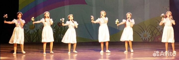 Большое количество концертных костюмов на прокат