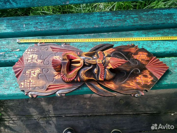 Деревянная скульптура