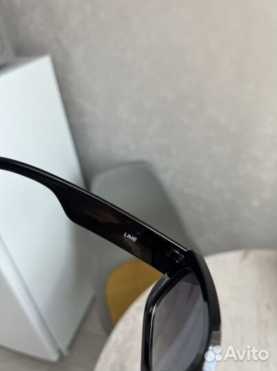 Очки солнцезащитные Lime