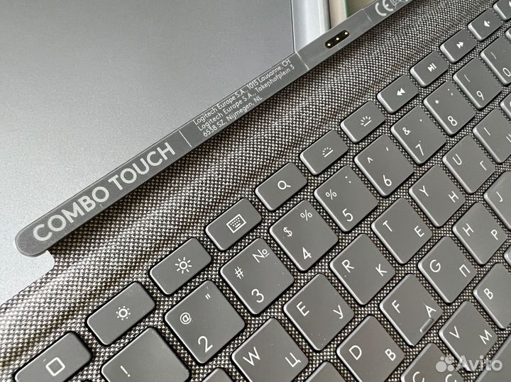 Logitech combo touch для Apple iPad 7/8/9