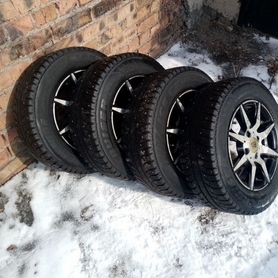 Bridgestone Ice Cruiser 7000 175/70 R13