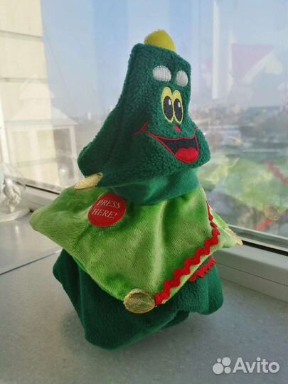 Ёлка (поёт и танцует)