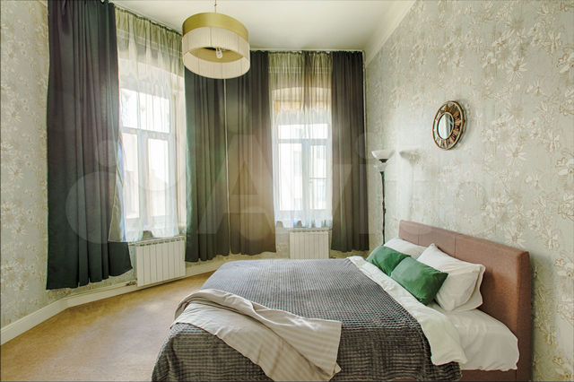 5-к. квартира, 180 м², 3/5 эт.