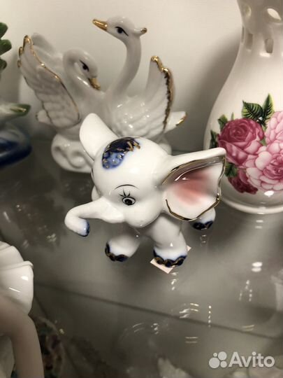 Статуэтки фарфор