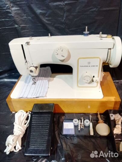 Швейная машина Чайка 132