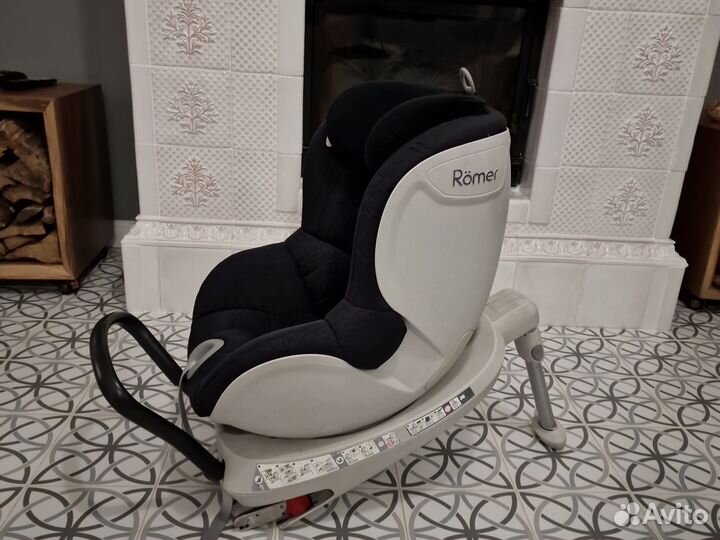 Автокресло britax romer trifix2 i size