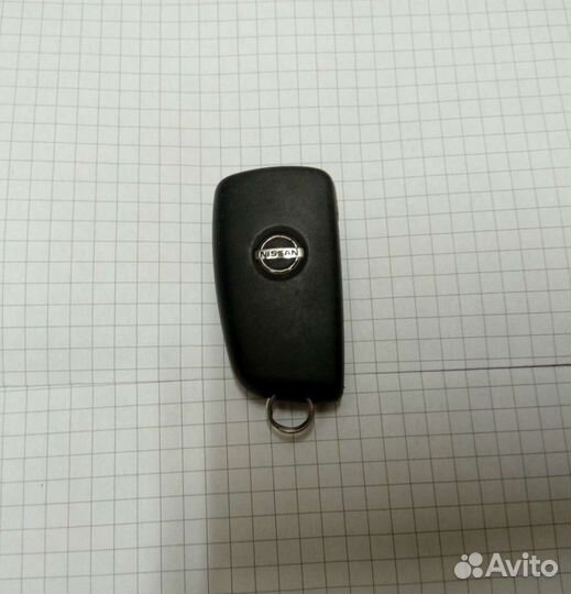 Ключ автомобиля ниссан