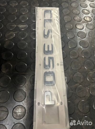 Шильдик Mercedes-Benz 