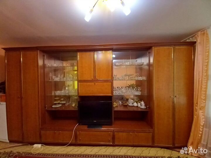 Стенка в гостиную бу