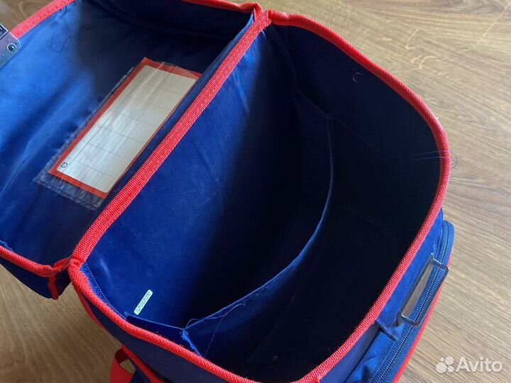 Портфель школьный для мальчика