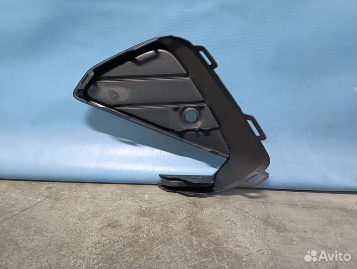 Решетка в бампер нижняя Фольксваген Поло